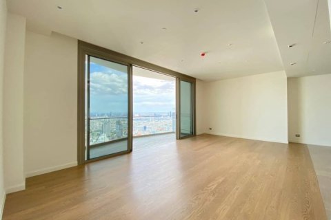 Condo in Khlong San, Bangkok, Thailand, 3 bedrooms  № 134097 - photo 2