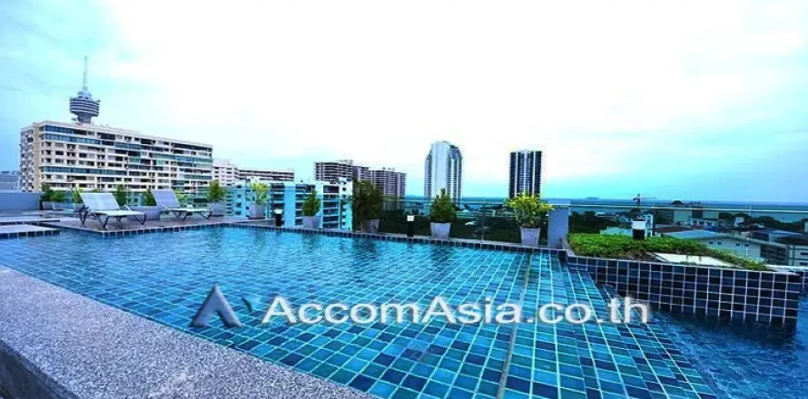 Studio in the Condo in Bang Lamung, Thailand № 218517