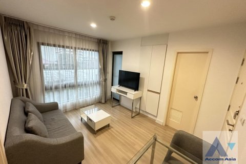 Eigentumswohnung in Khlong Toei, Bangkok, Thailand, 1 Schlafzimmer  № 219113 - Foto 2