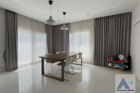 Haus in Bang Khen, Bangkok, Thailand 4 Schlafzimmer № 219111 - Foto 4