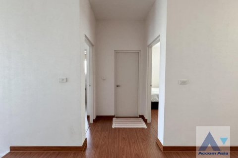 Haus in Bang Khen, Bangkok, Thailand 4 Schlafzimmer № 219111 - Foto 17