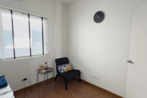 Haus in Bang Khen, Bangkok, Thailand 4 Schlafzimmer № 219111 - Foto 3