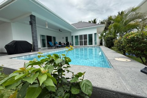 Вилла в Хуа Хине, Таиланд с 3 спальнями № 138890 - фото 9