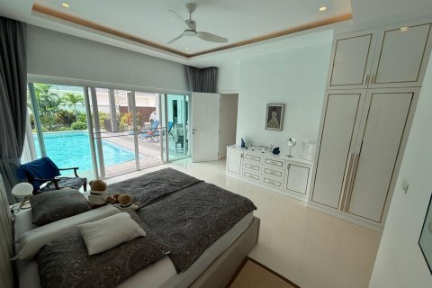 Вилла в Хуа Хине, Таиланд с 3 спальнями № 138890 - фото 20