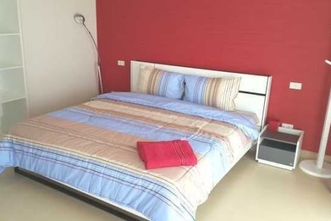 Condo in Hua Hin, Thailand, 2 bedrooms  № 138891 - photo 4