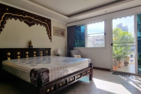 Таунхаус в Паттайе, Таиланд с 3 спальнями  № 116426 - фото 9