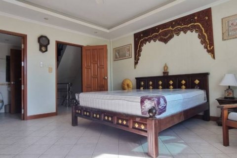 Таунхаус в Паттайе, Таиланд с 3 спальнями  № 116426 - фото 10