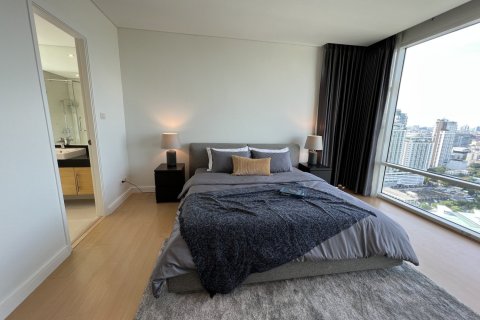 Condo in Bangkok, Thailand, 3 bedrooms № 181258 - photo 22