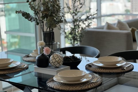 Condo in Bangkok, Thailand, 3 bedrooms № 181258 - photo 14