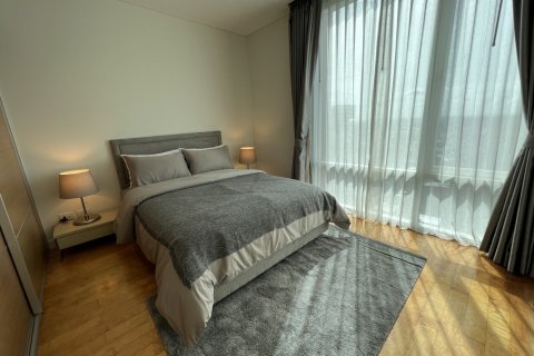 Condo in Bangkok, Thailand, 3 bedrooms № 181258 - photo 25