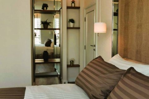 Condo in Bangkok, Thailand, 3 bedrooms  № 181255 - photo 8