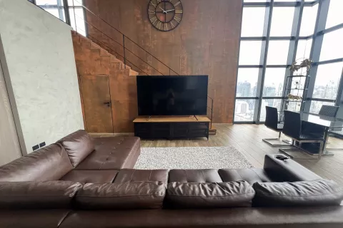 Дуплекс в Ваттхане, Бангкок, Таиланд с 2 спальнями  № 145359 - фото 3