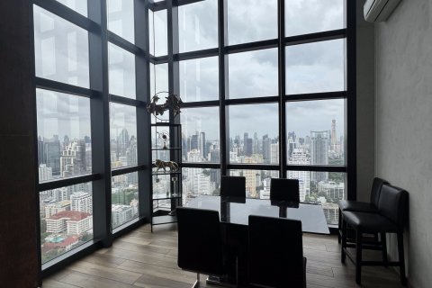 Дуплекс в Ваттхане, Бангкок, Таиланд с 2 спальнями  № 145359 - фото 5