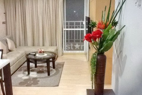 Condo in Watthana, Bangkok, Thailand, 2 bedrooms  № 141213 - photo 2