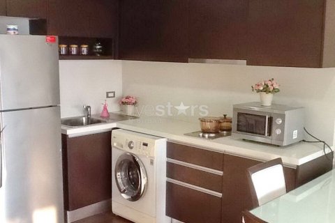 Condo in Watthana, Bangkok, Thailand, 2 bedrooms  № 141213 - photo 8