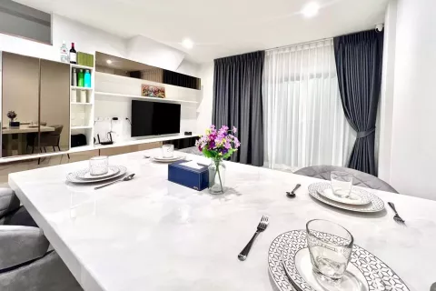 House in Phuket, Thailand 3 bedrooms № 141216 - photo 1