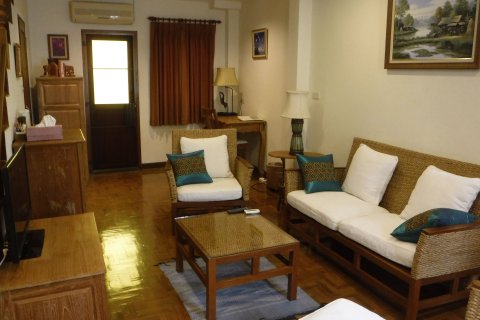 House in Chiang Mai, Thailand 8 bedrooms № 159605 - photo 8