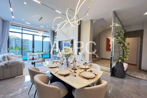 Casa de 4 dormitorios en Jomtien Beach, Pattaya, Tailandia № 211689 - foto 13