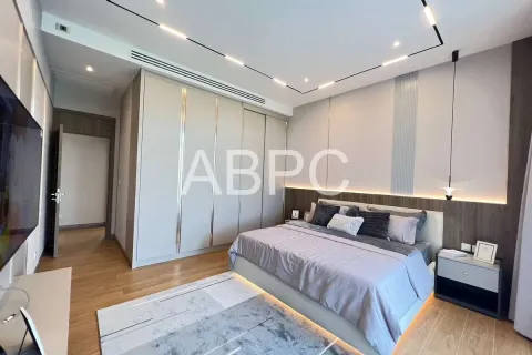 Casa de 4 dormitorios en Jomtien Beach, Pattaya, Tailandia № 211689 - foto 10