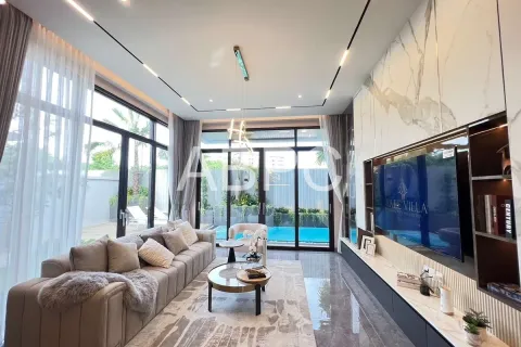 Casa de 4 dormitorios en Jomtien Beach, Pattaya, Tailandia № 211689 - foto 14