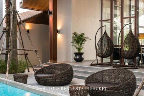 Condo on Surin Beach, Thailand, 2 bedrooms № 179854 - photo 10