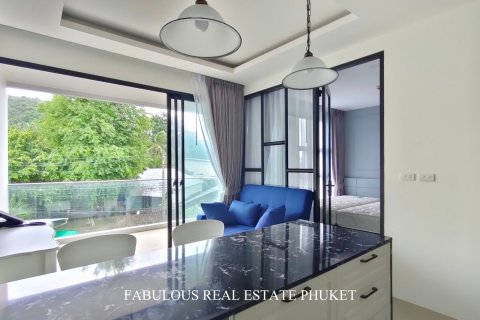 Condo on Surin Beach, Thailand, 1 bedroom № 179857 - photo 6