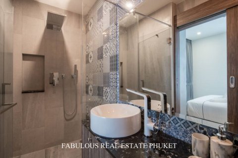Condo on Surin Beach, Thailand, 1 bedroom № 179857 - photo 8