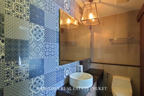 Condo on Surin Beach, Thailand, 1 bedroom № 179855 - photo 6