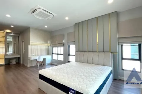Haus in Samut Prakan, Thailand 4 Schlafzimmer № 216829 - Foto 9