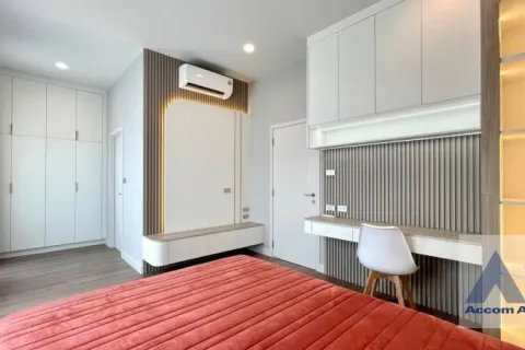Haus in Samut Prakan, Thailand 4 Schlafzimmer № 216829 - Foto 15