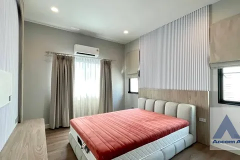 Haus in Samut Prakan, Thailand 4 Schlafzimmer № 216829 - Foto 11