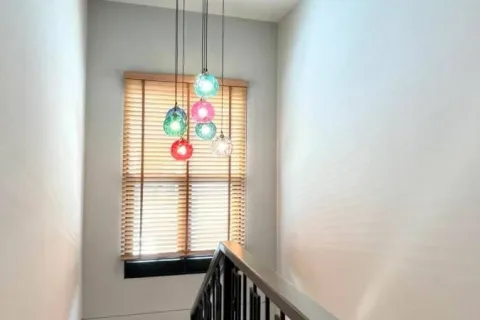 Haus in Samut Prakan, Thailand 4 Schlafzimmer № 216829 - Foto 7