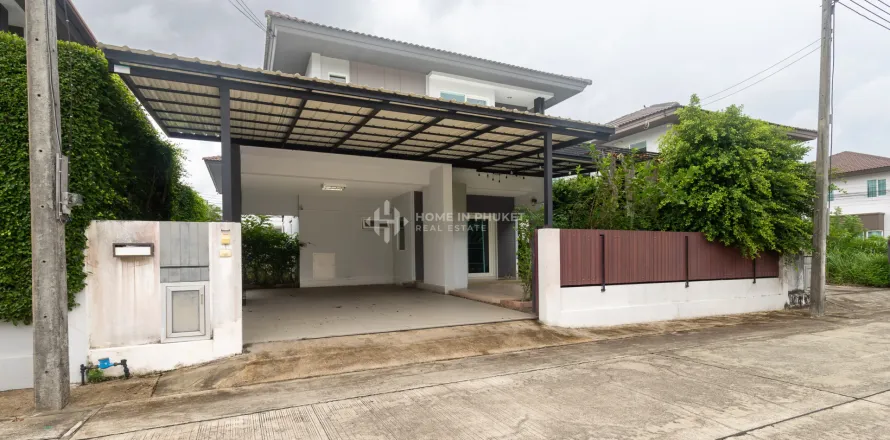 House in Phuket, Thailand 3 bedrooms № 209601
