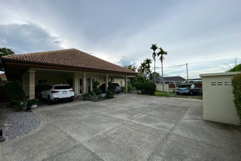 Villa in Hua Hin, Thailand 3 bedrooms № 168342 - photo 29