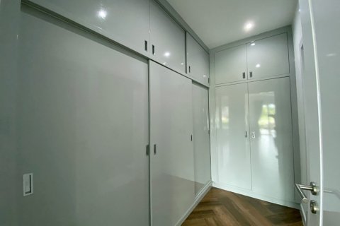 Villa in Hua Hin, Thailand 3 bedrooms № 168337 - photo 17