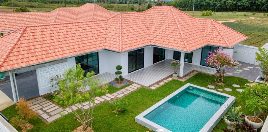 Villa à Hua Hin, Thaïlande 3 chambres № 168341