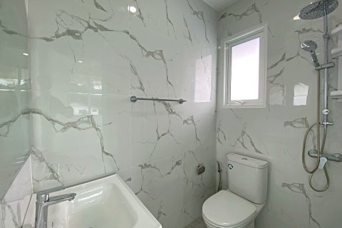 Villa in Hua Hin, Thailand 3 bedrooms № 168338 - photo 19