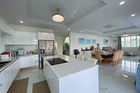 Villa à Hua Hin, Thaïlande 7 chambres № 168339 - photo 10