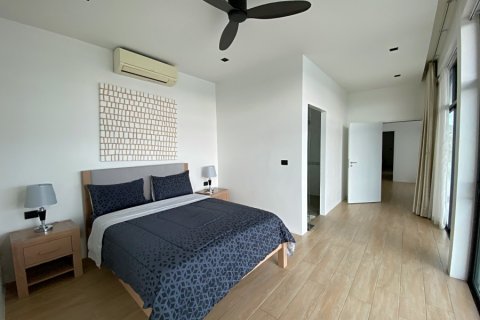 Villa in Hua Hin, Thailand 4 bedrooms № 168343 - photo 24