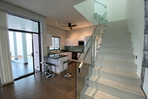 Villa in Hua Hin, Thailand 4 bedrooms № 168343 - photo 21