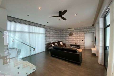 Villa in Hua Hin, Thailand 4 bedrooms № 168343 - photo 10