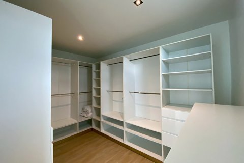 Villa in Hua Hin, Thailand 4 bedrooms № 168343 - photo 29