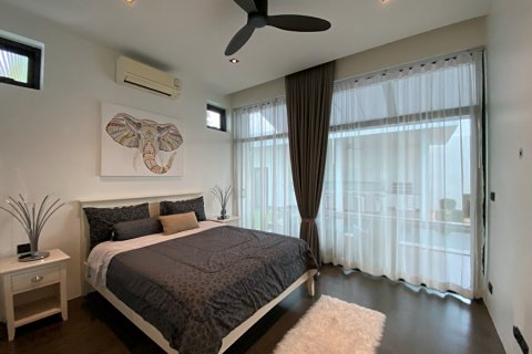 Villa in Hua Hin, Thailand 4 bedrooms № 168343 - photo 14