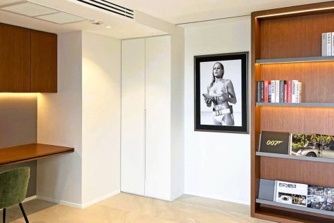 Penthouse in Bangkok, Thailand 3 bedrooms № 180495 - photo 27