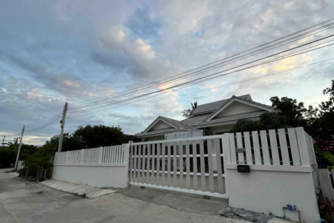 House in Hua Hin, Thailand 3 bedrooms № 141615 - photo 4