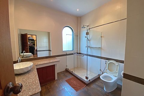 Villa in Hua Hin, Thailand 4 bedrooms № 168291 - photo 25