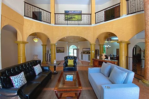 Villa in Hua Hin, Thailand 4 bedrooms № 168291 - photo 15