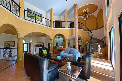 Villa in Hua Hin, Thailand 4 bedrooms № 168291 - photo 14