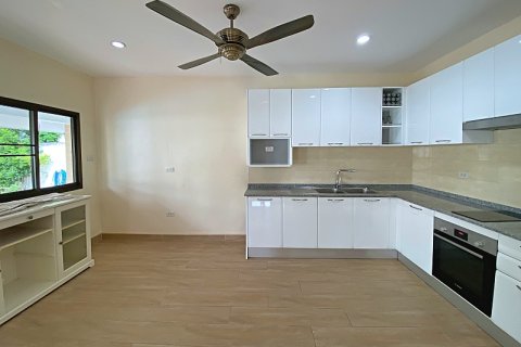 Villa in Hua Hin, Thailand 4 bedrooms № 168327 - photo 15