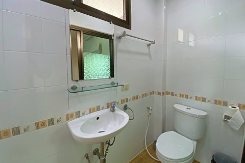 Villa in Hua Hin, Thailand 4 bedrooms № 168327 - photo 19